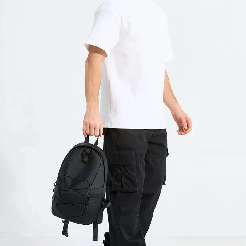 Mochila Esportiva Masculina Leve em Nylon