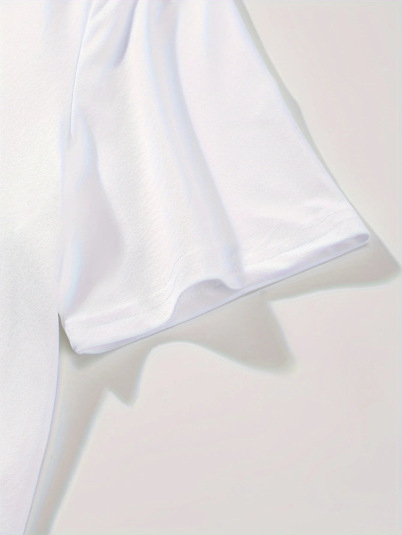 Camiseta com Estampa de Cereja