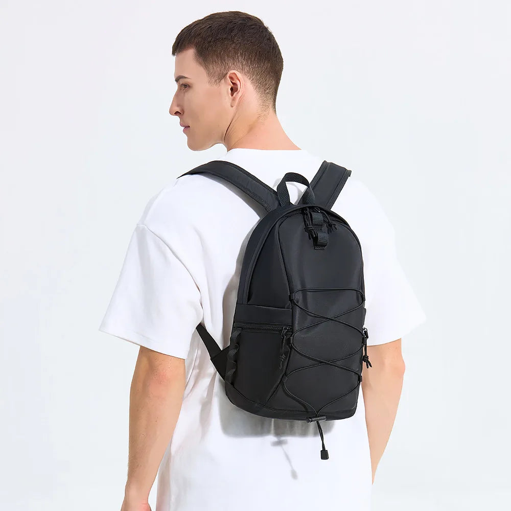 Mochila Esportiva Masculina Leve em Nylon