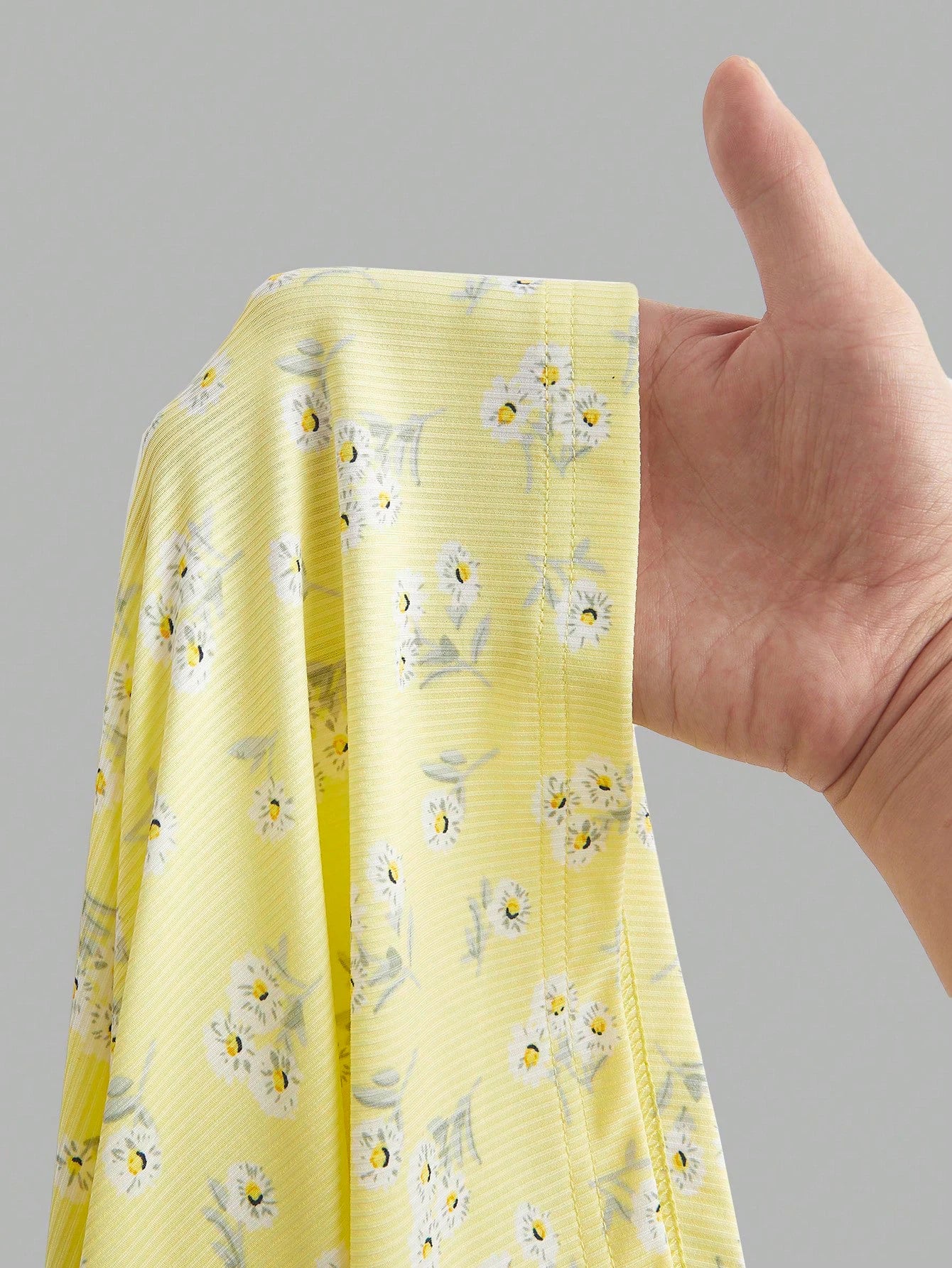 Vestido floral elegante sem mangas alça fina