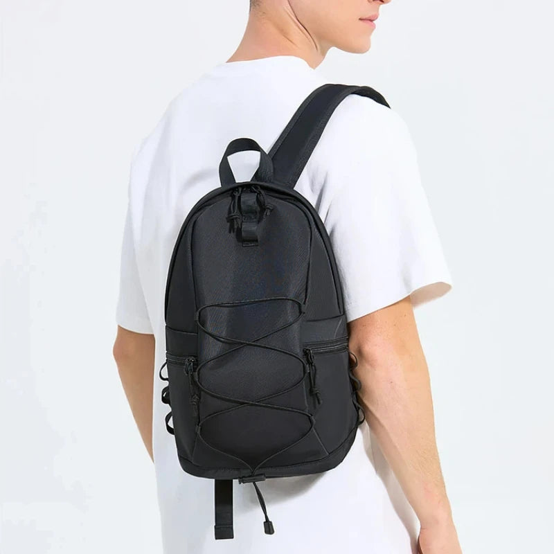 Mochila Esportiva Masculina Leve em Nylon