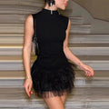 Vestido Curto Feminino de Festa Preto Sexy com Decote O, Sem Mangas, Cintura Alta e Detalhes em Tela, Ajuste Fino, Coleção Verão 2026