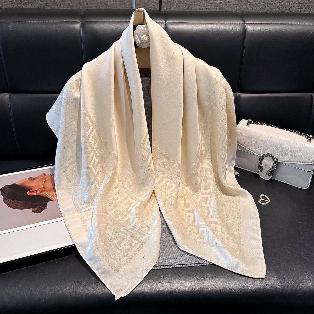 2025 mais recente primavera e outono moda feminina hijab sedoso muçulmano quadrado proteção solar xale marca de luxo macio cachecol feminino