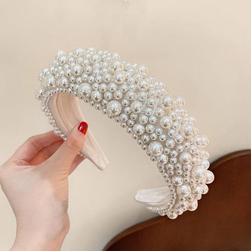 Tiara de Luxo Barroca para Mulheres, Acessório de Cabelo com Espuma Grossa e Pérolas